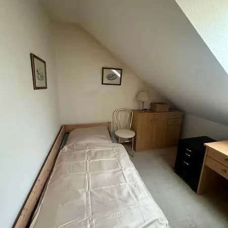 Gepflegte 3 Wohnung! Διαμέρισμα *